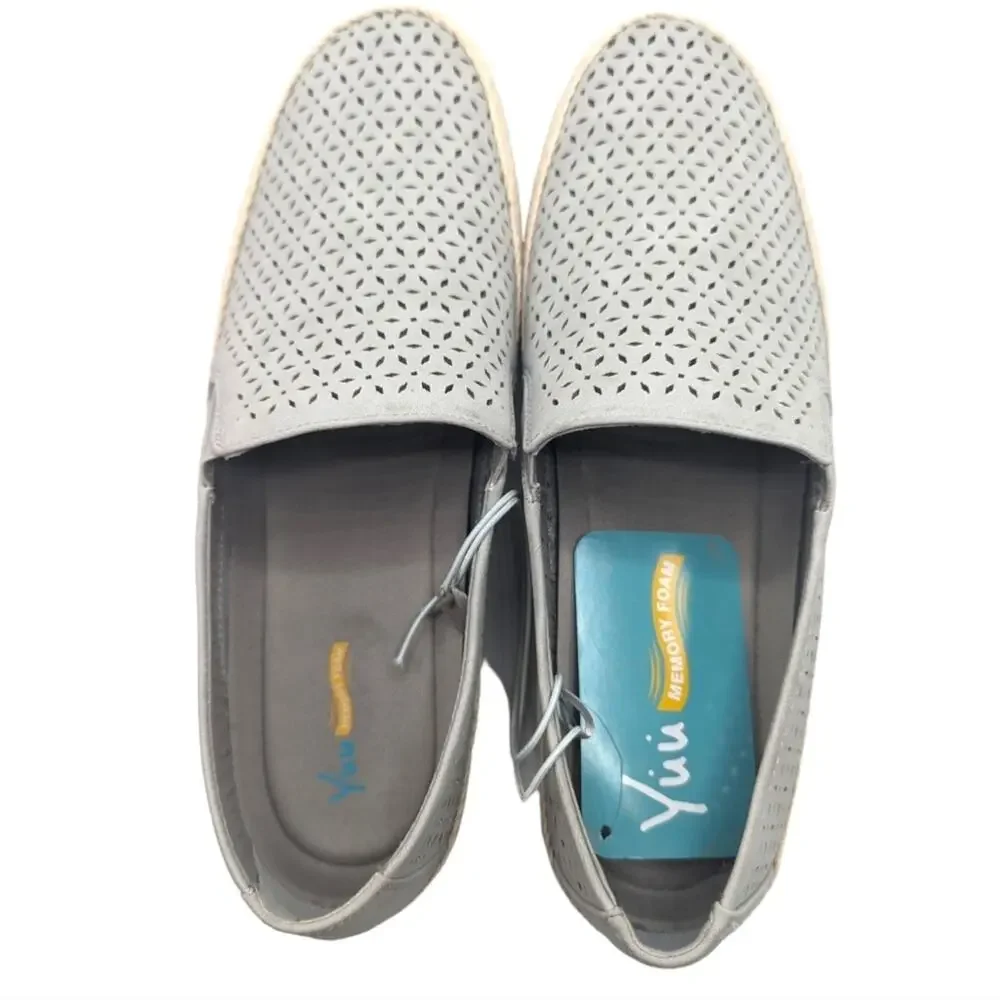 Yuu Womens Lacey Slip-On Light Gray Shoes Size 10 New with Tags Memory Foam